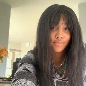 Meet your Posher, Sasha